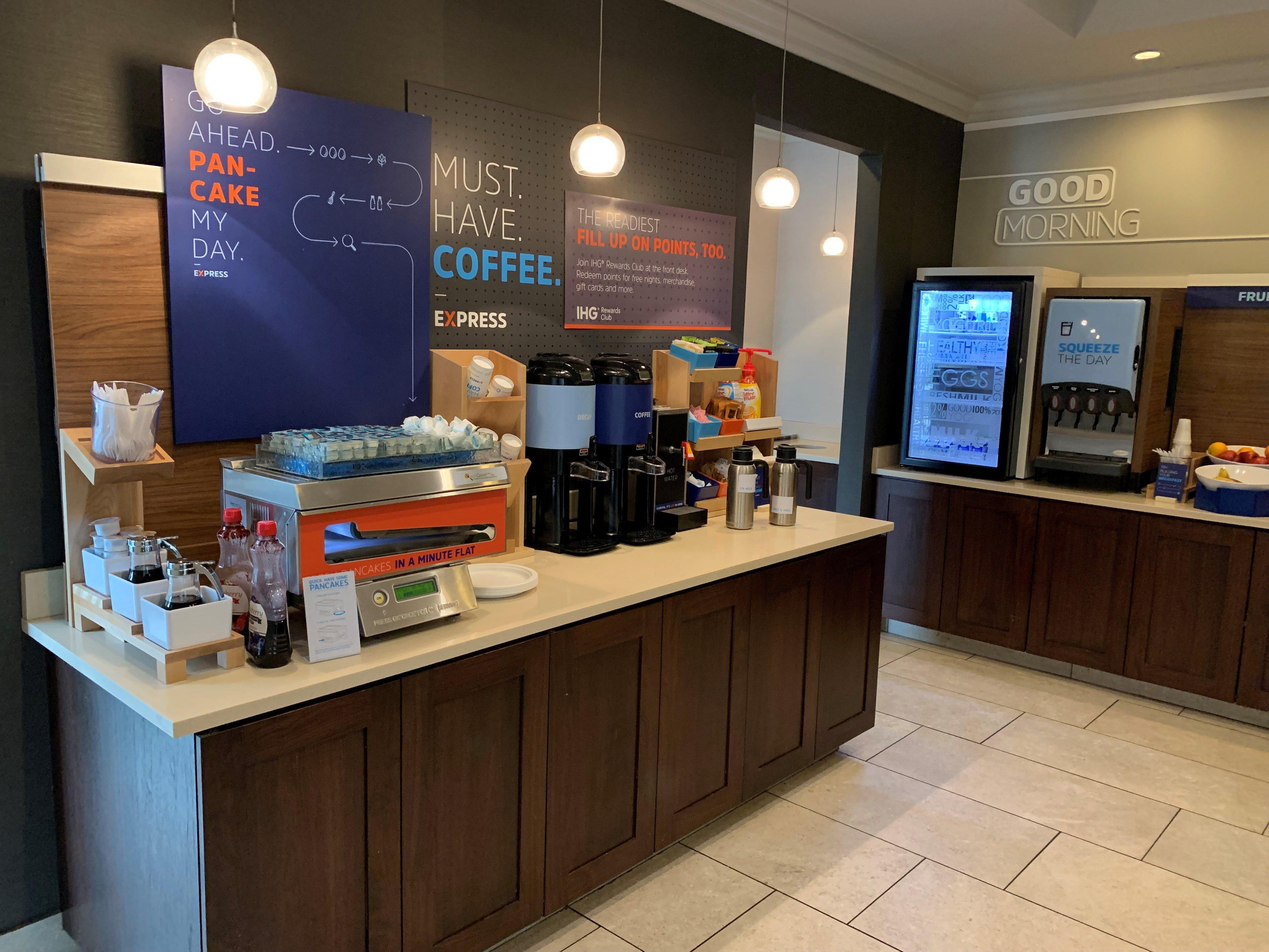 Holiday Inn Express Hotel & Suites St. Louis West-O'Fallon By Ihg Exteriör bild