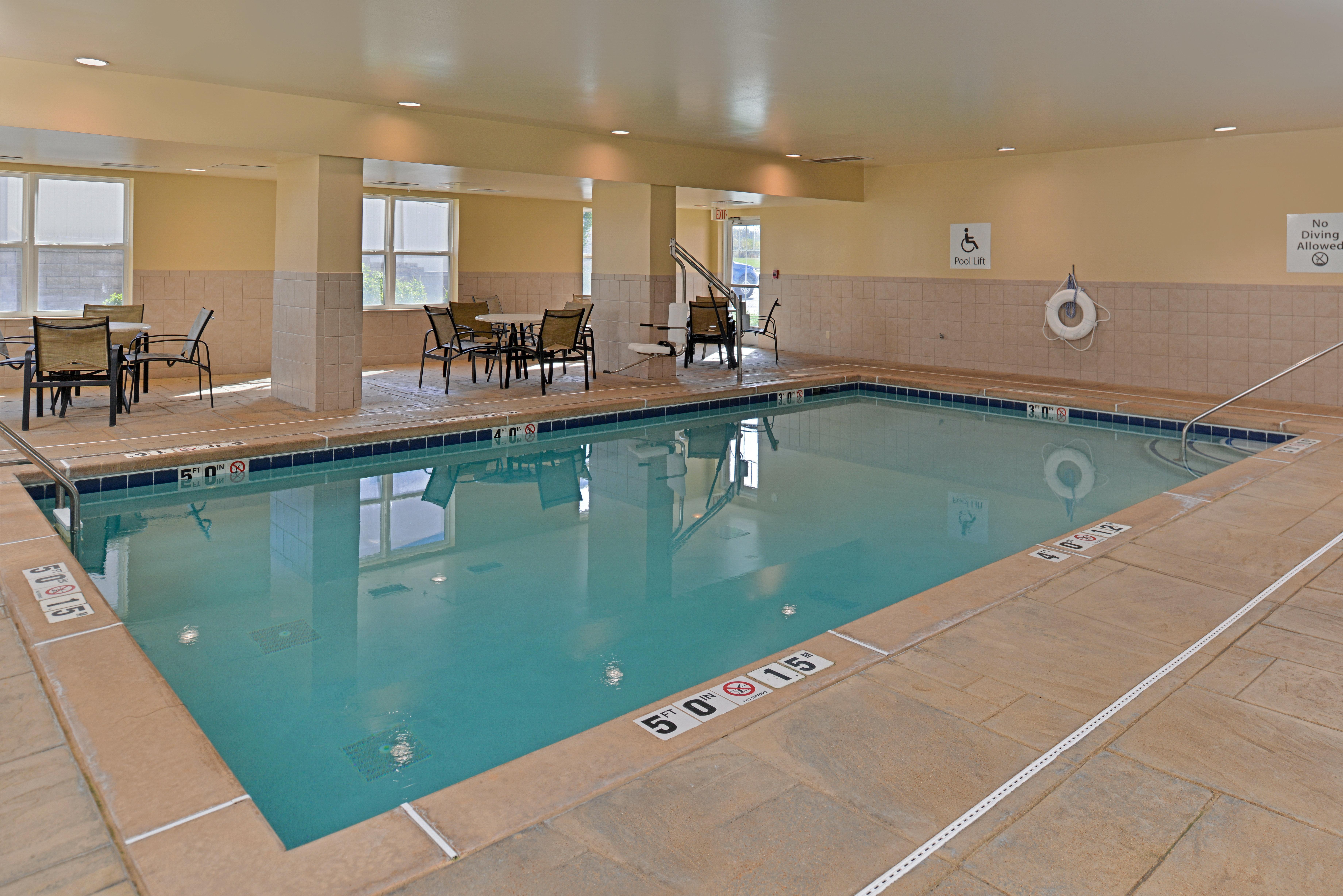 Holiday Inn Express Hotel & Suites St. Louis West-O'Fallon By Ihg Exteriör bild