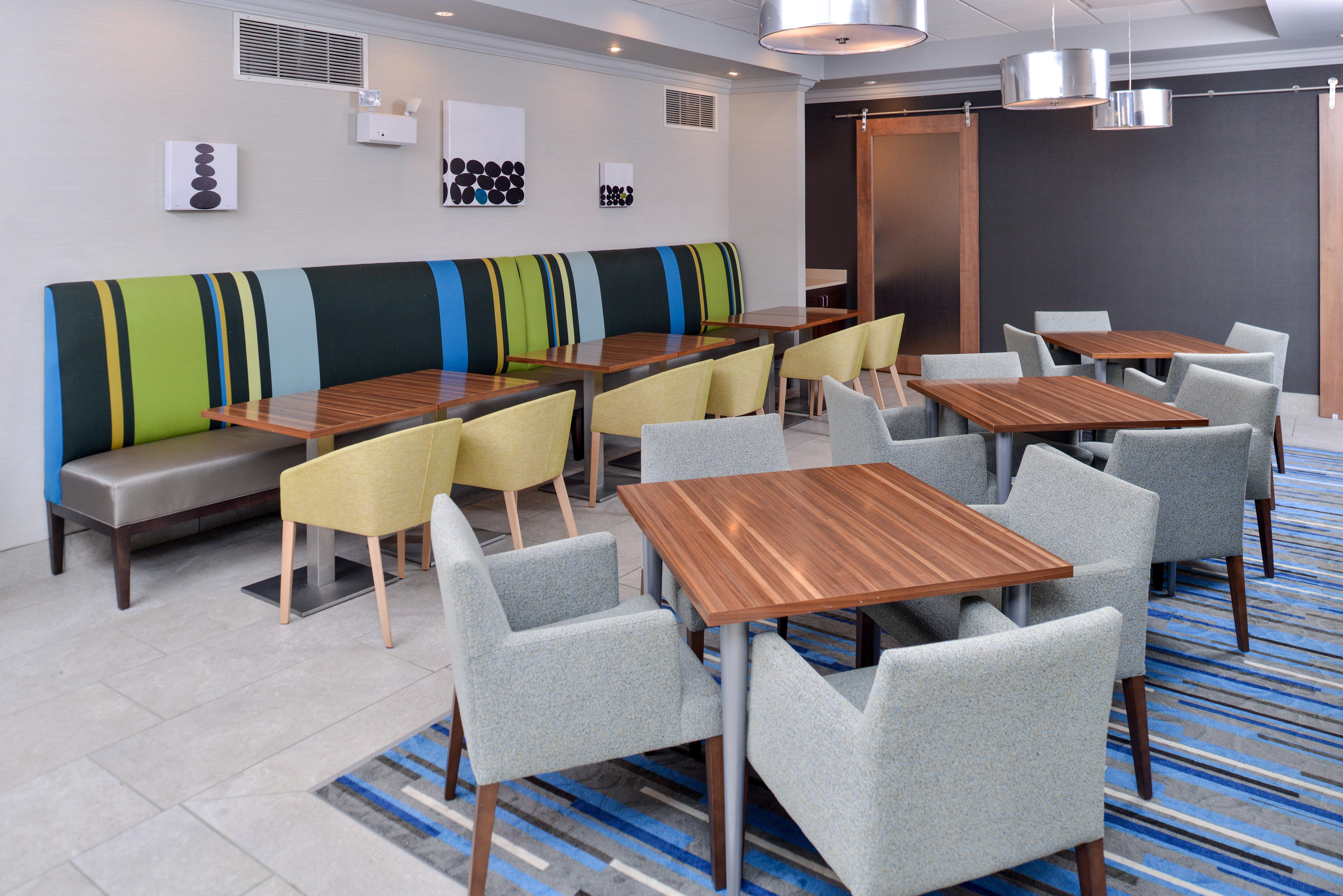 Holiday Inn Express Hotel & Suites St. Louis West-O'Fallon By Ihg Exteriör bild